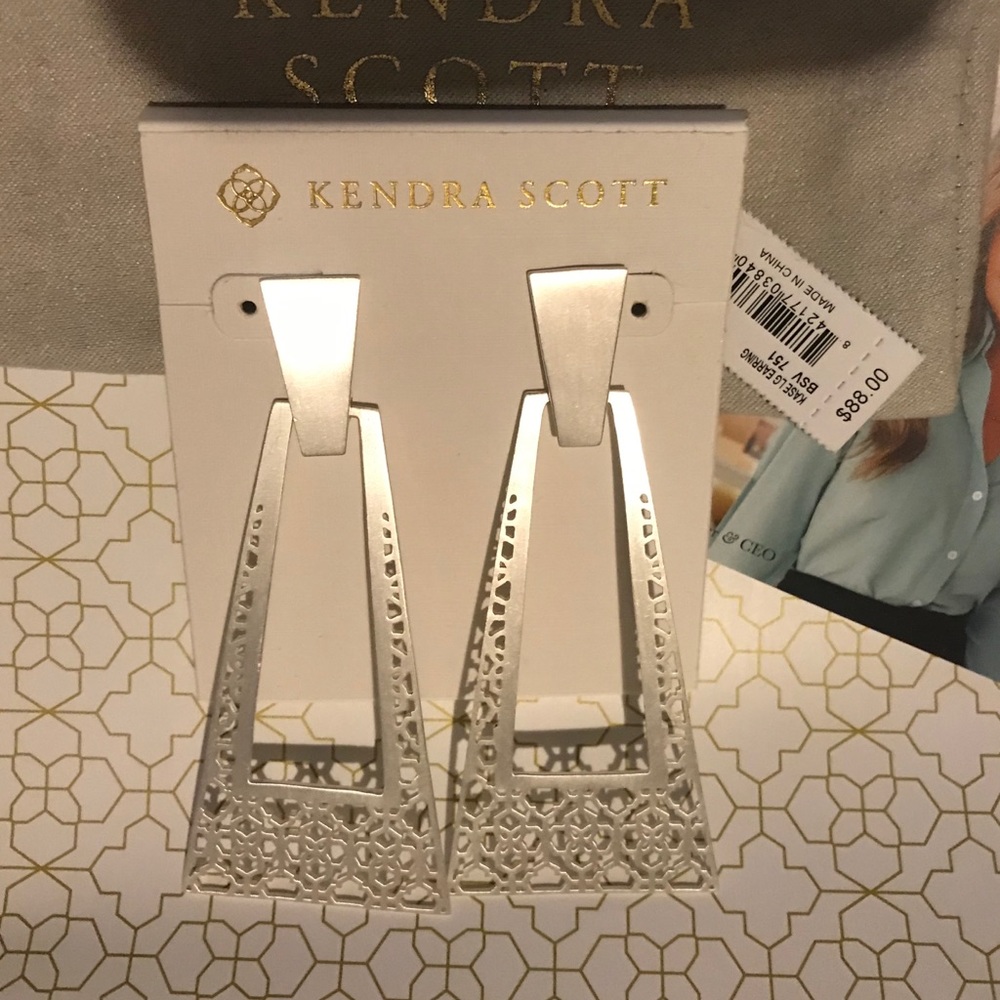 Sold out online Kendra Scott Kase Earrings Silver
